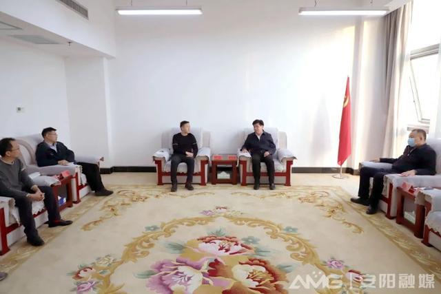 开云体育 kaiyun.com 官网入口安阳市委书记袁家健会见合众新能源汽车CEO张勇(图1)