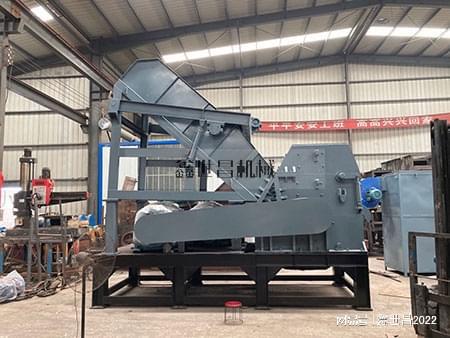 Kaiyun 开云废铁破碎机是再生资源处理废金属不可缺少的设备(图1) Kaiyun 开云废铁破碎机是再生资源处理废金属不可缺少的设备(图1)