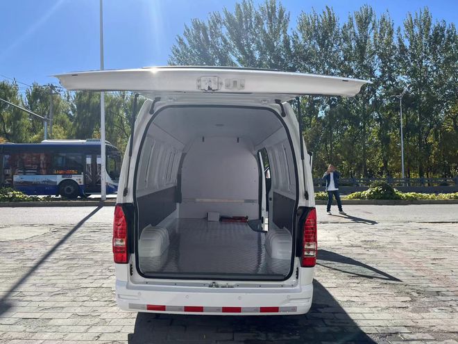 天津北辰区卖吉利远程新能开云 开云体育平台源大面包总代理(图5) 天津北辰区卖吉利远程新能开云 开云体育平台源大面包总代理(图5)