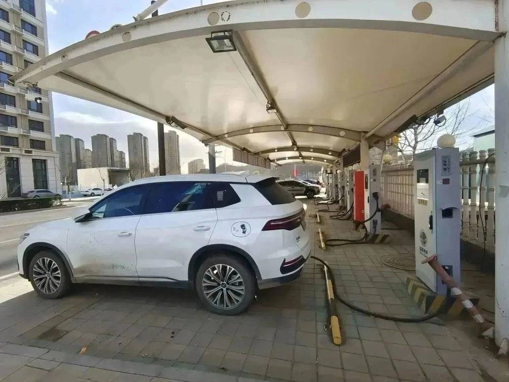 新开云 开云体育官网能源车下沉了好像又没有(图4) 新开云 开云体育官网能源车下沉了好像又没有(图4)