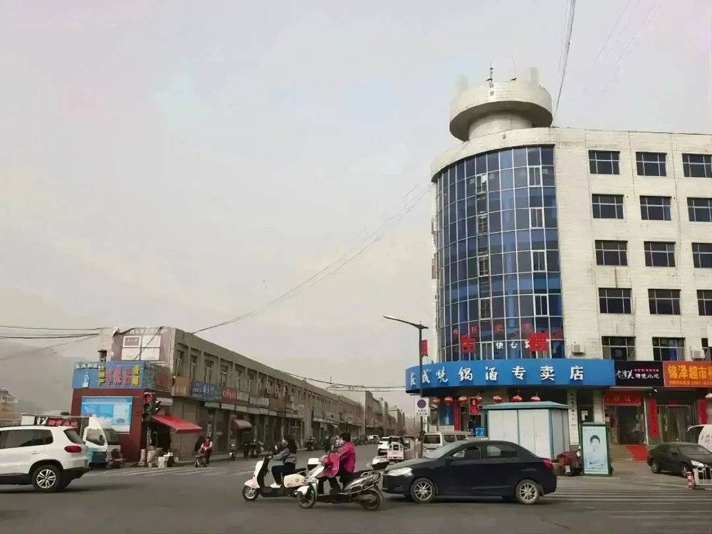 新开云 开云体育官网能源车下沉了好像又没有(图1) 新开云 开云体育官网能源车下沉了好像又没有(图1)