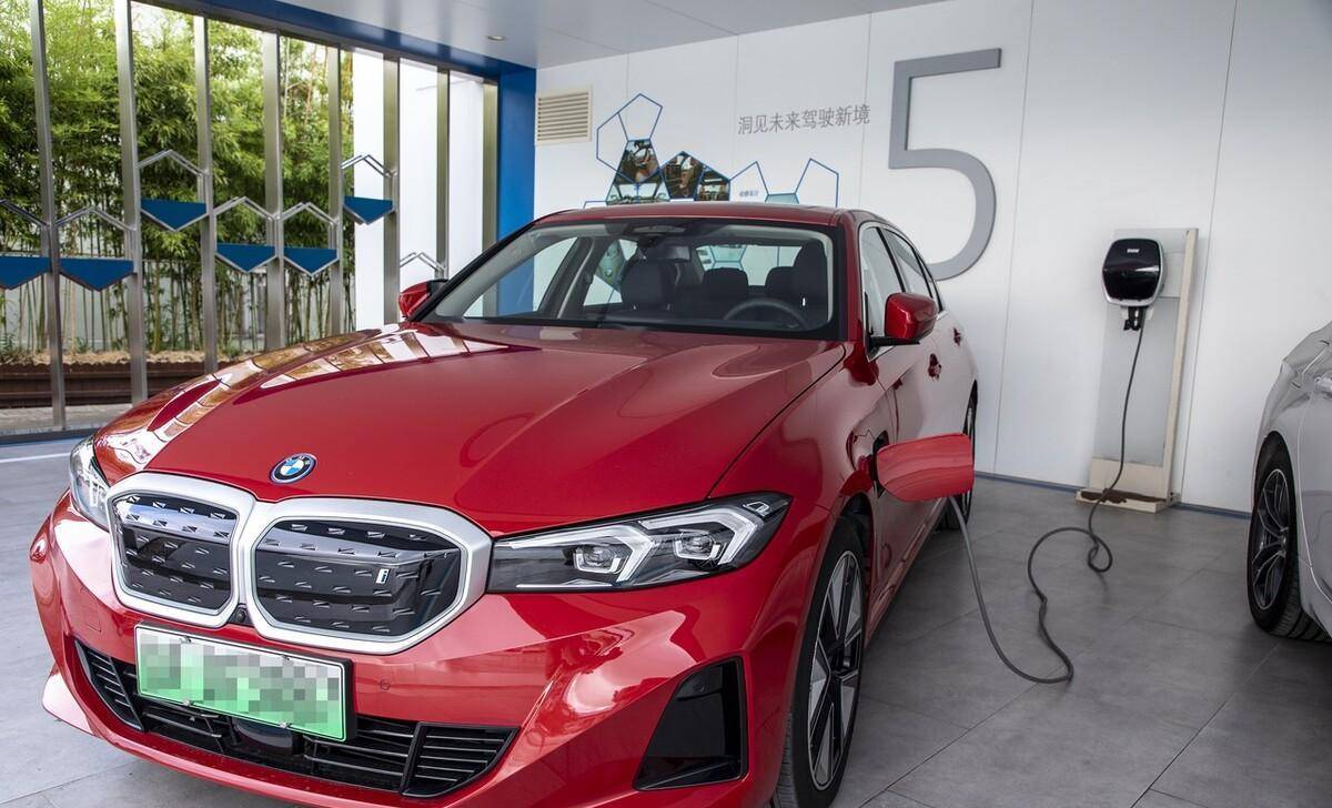 开云体育 开云官网2023年新能源汽车将成为主流这5个品牌值得关注!(图2) 开云体育 开云官网2023年新能源汽车将成为主流这5个品牌值得关注!(图2)