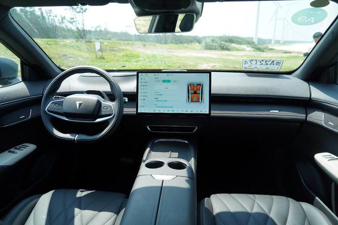 开云体育 开云官网自主品牌新能源B级SUV新卷王 深蓝S7试驾体验(图3) 开云体育 开云官网自主品牌新能源B级SUV新卷王 深蓝S7试驾体验(图3)