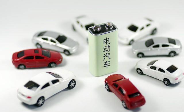 新能源车真的环保吗？揭开汽油车和新能开云体育 开云官网源车的真相(图1)