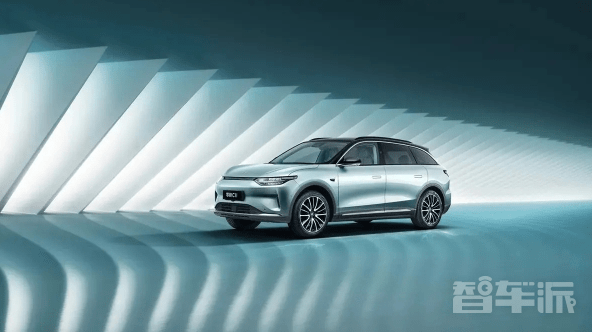 新能源车销量攀开云体育 kaiyun.com 官网入口升 但无法扭转整体汽车行业颓势(图1)