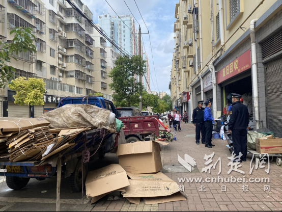 开云 开云体育平台荆门城管部门扎实推进再生资源回收站（点）“散乱污”专项整治(图2)