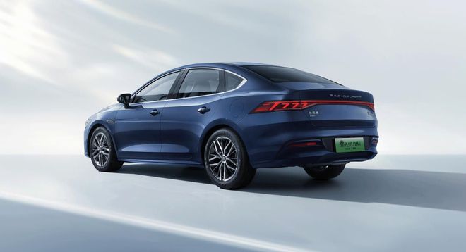 开云 开云体育平台新能源渗透率达38%！压死燃油车的只剩最后一根稻草！(图3)