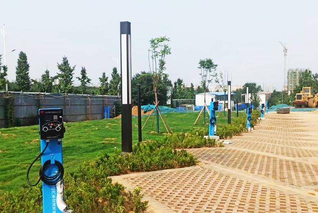 什么是新能源开云体育 Kaiyun.com 官网入口汽车充电桩(图1) 什么是新能源开云体育 Kaiyun.com 官网入口汽车充电桩(图1)