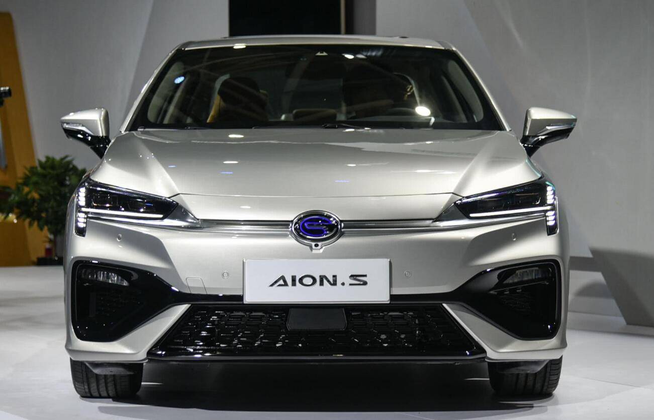 开云体育 开云平台新能源汽车前十名品牌盘点(图6) 开云体育 开云平台新能源汽车前十名品牌盘点(图6)