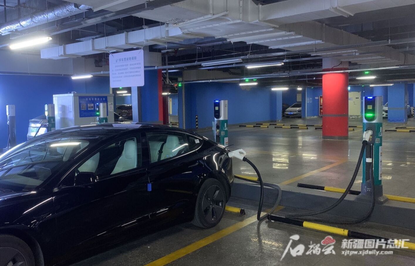 Kaiyun 开云体育乌鲁木齐市91个公共停车场新增充电桩510个(图1)