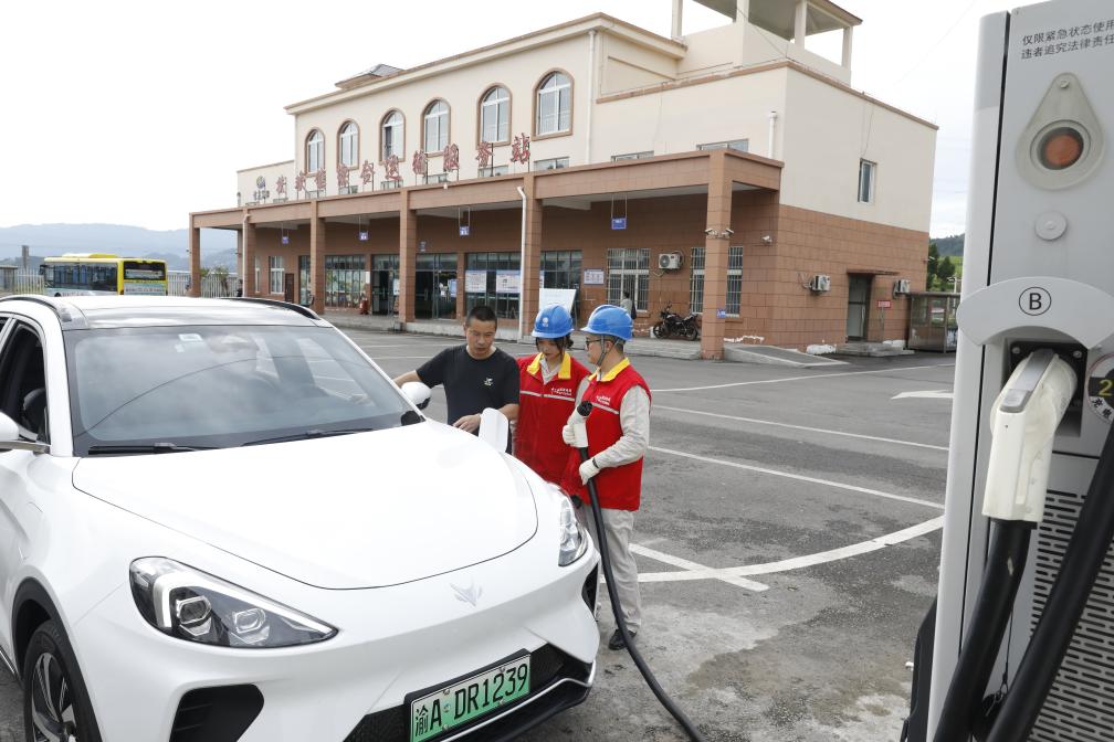 新能源汽车加快开云体育 开云官网进入农村市场还有哪些瓶颈待突破？(图1)