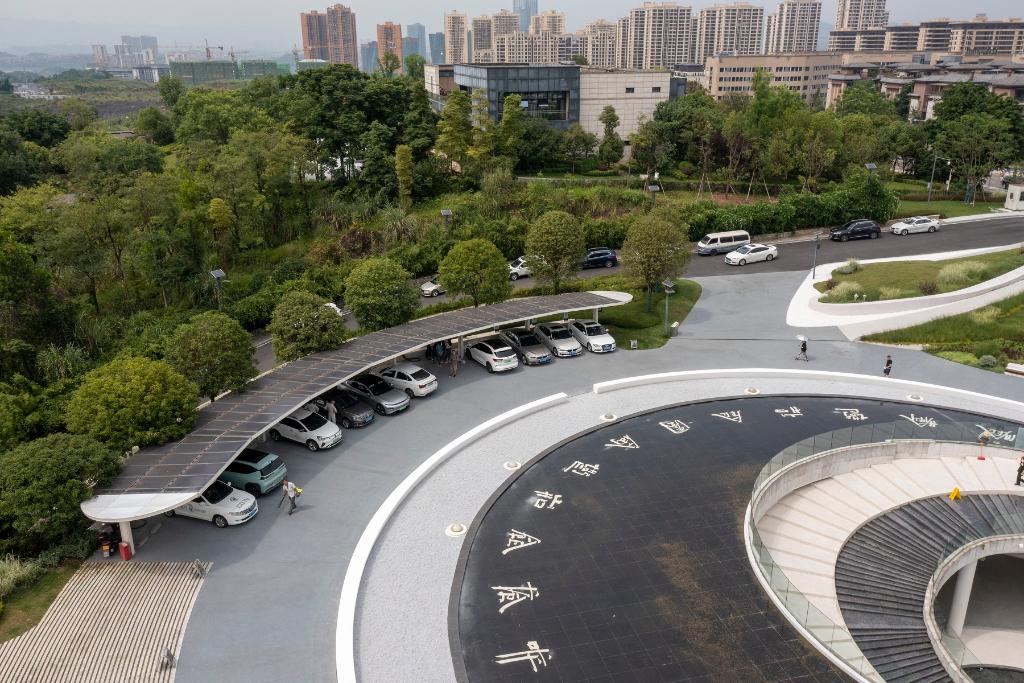 新能源汽车加快开云体育 开云官网进入农村市场还有哪些瓶颈待突破？(图2)